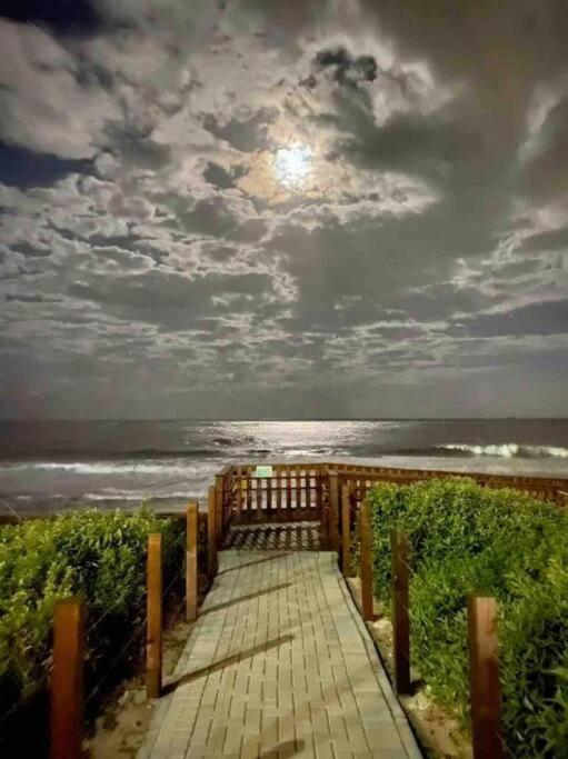Pe Na Areia - Proximo Ao Beto Carreiro Apartment Barra Velha  Luaran gambar
